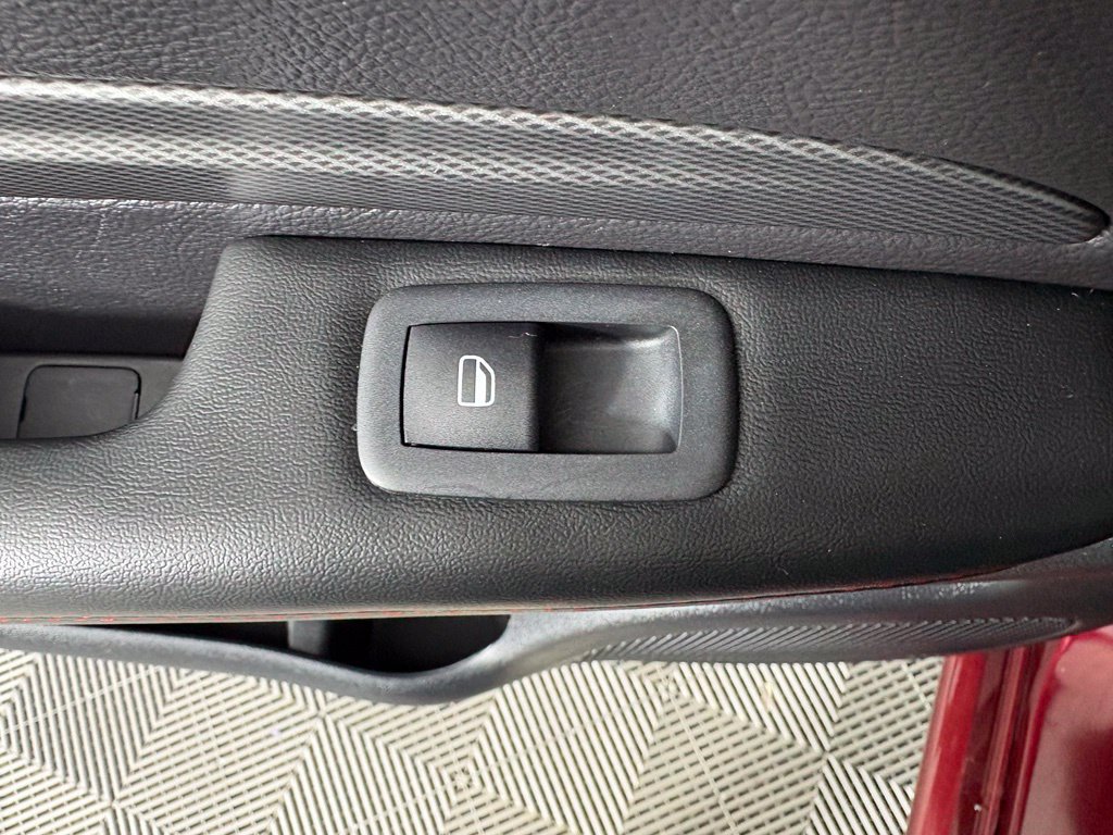 Used 2025 Dodge Durango GT w/ Blacktop Package RWD image 41