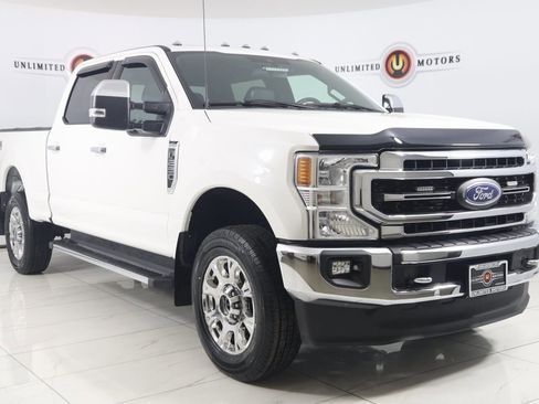 Used 2022 Ford F250 Lariat w/ Chrome Package image 20