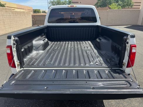 Used 2016 Ford F250 XL w/ Power Equipment Group AWD/4WD image 10