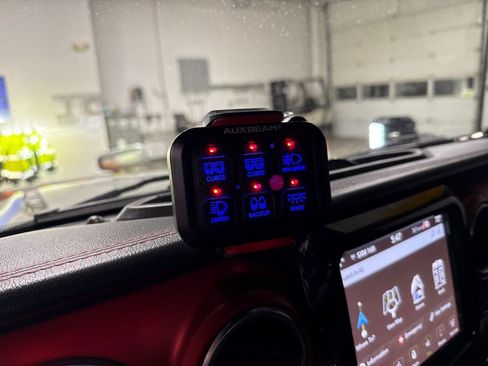 Used 2020 Jeep Gladiator Rubicon image 74