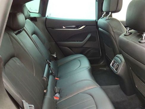 Used 2021 Maserati Levante S AWD/4WD image 24