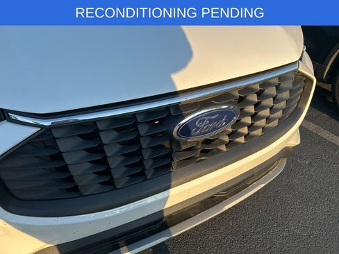 Used 2024 Ford Escape Active w/ Cold Weather Package image 4