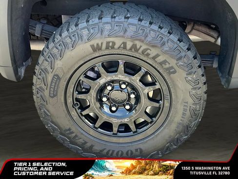 Certified 2024 GMC Sierra 1500 AT4X w/ AT4X AEV Edition AWD/4WD image 50