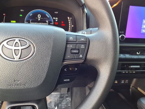 Certified 2025 Toyota Camry LE image 11