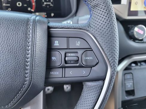 New 2026 Toyota Tundra Platinum AWD/4WD image 9