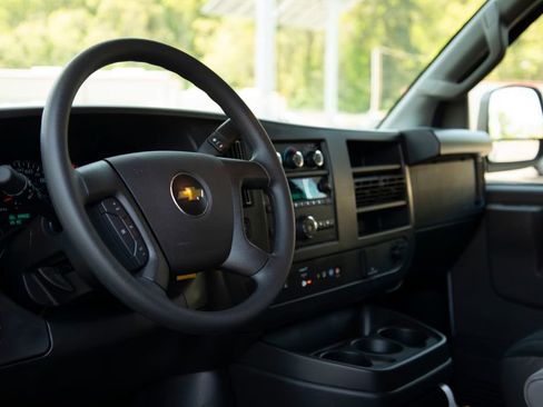 New 2025 Chevrolet Express 3500 w/ Driver Convenience Package RWD image 21