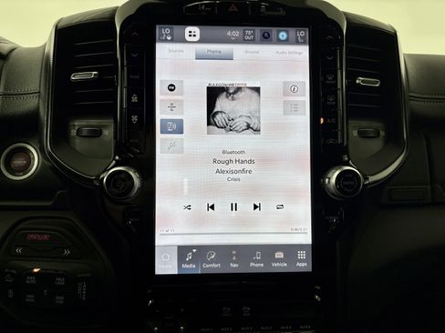 Used 2025 RAM 1500 RHO w/ Bed Utility Group image 19