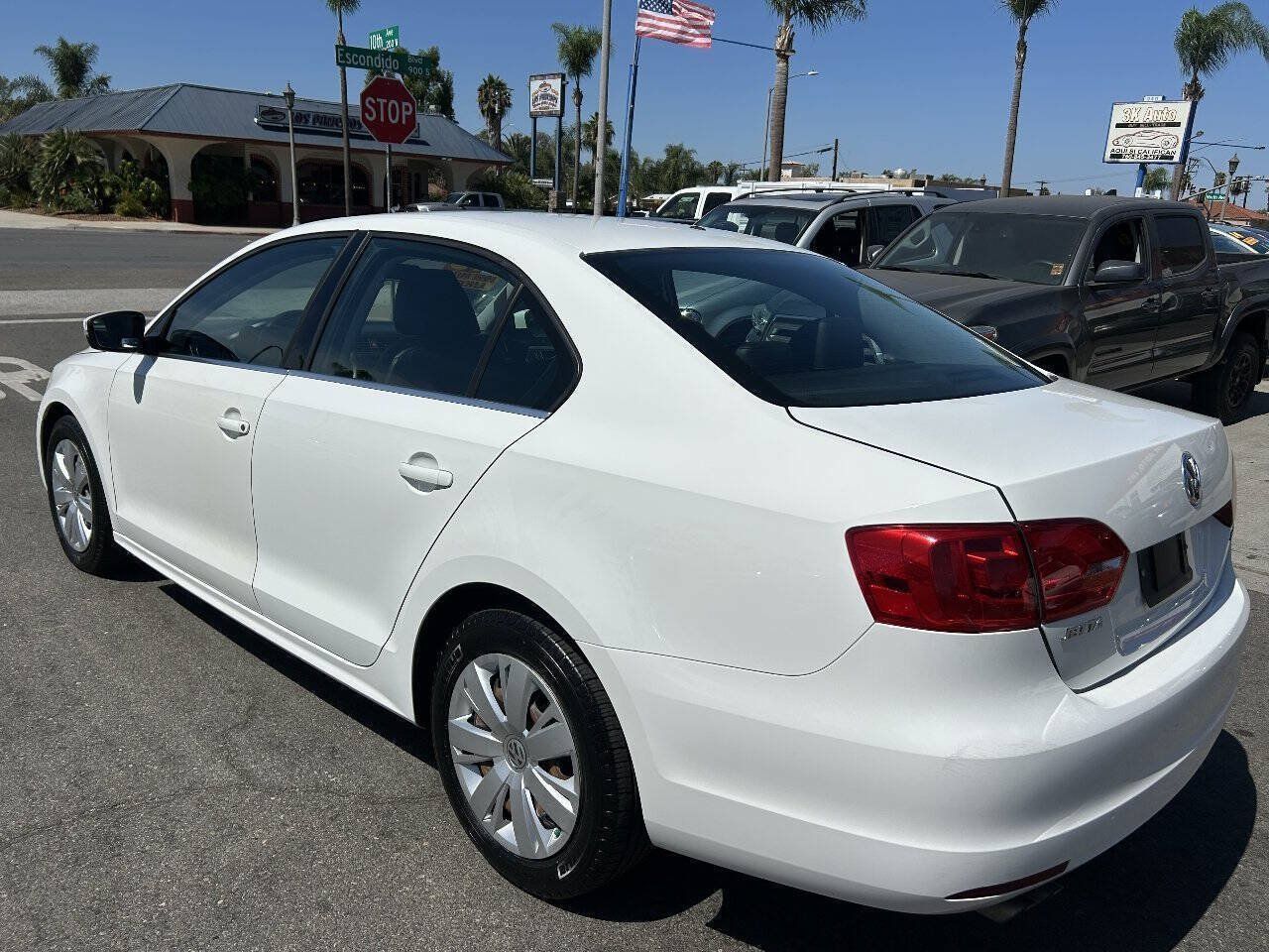 Used 2013 Volkswagen Jetta SE FWD image 7
