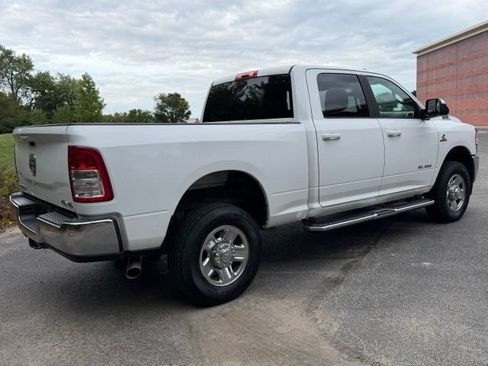 Used 2022 RAM 2500 Big Horn AWD/4WD image 2