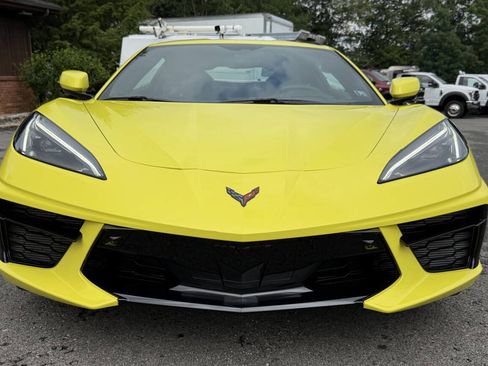 Used 2023 Chevrolet Corvette Stingray Premium Cpe w/ 3LT RWD image 4