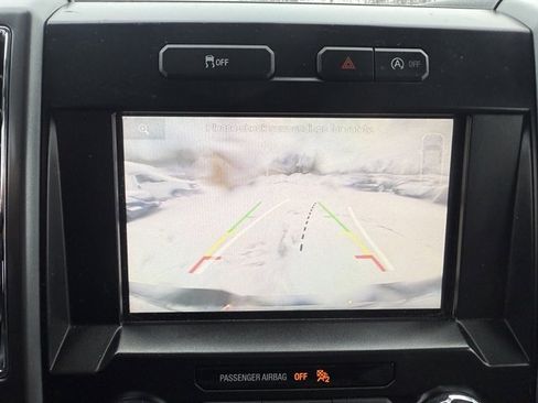 Used 2015 Ford F150 XLT w/ Equipment Group 302A Luxury image 22