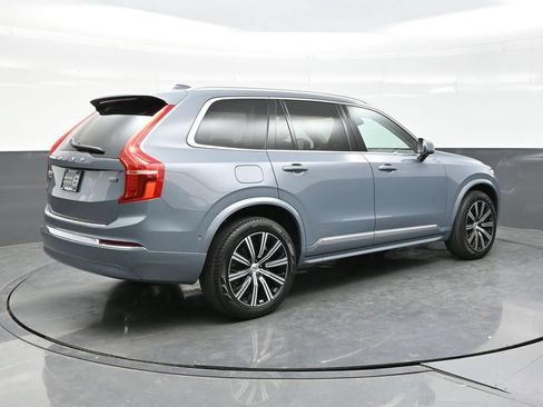 Used 2023 Volvo XC90 B5 Plus w/ Protection Package Premier AWD/4WD image 7
