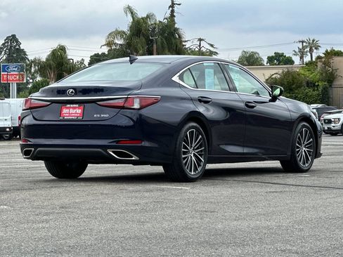 Used 2023 Lexus ES 350 w/ Premium Package FWD image 3