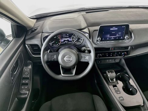 Used 2024 Nissan Rogue S FWD image 25