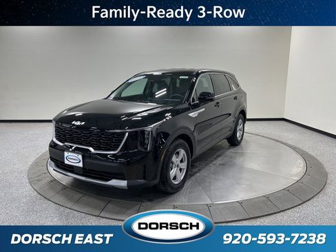 New 2026 Kia Sorento LX FWD image 1