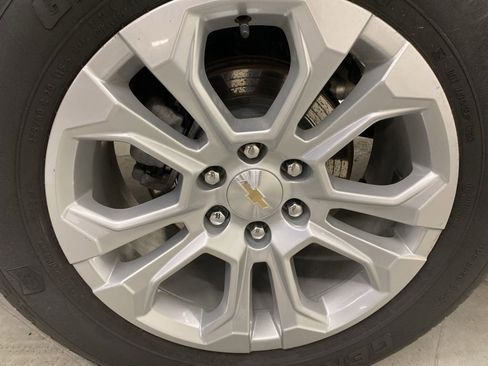 Used 2024 Chevrolet Silverado 1500 LTZ w/ LTZ Premium Package image 25