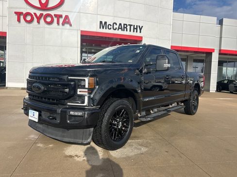 Used 2021 Ford F250 Lariat image 2