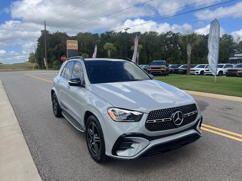 Used 2024 Mercedes-Benz GLE 450 4MATIC image 1