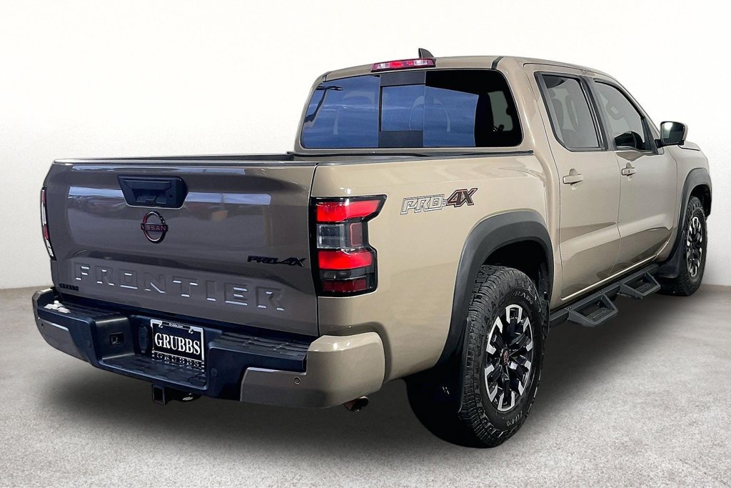 Used 2023 Nissan Frontier PRO-4X w/ Pro Convenience Package AWD/4WD image 2