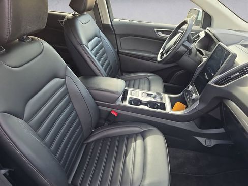 Used 2024 Ford Edge SEL image 15
