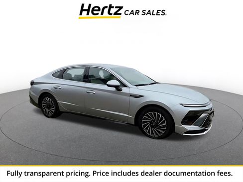 Used 2025 Hyundai Sonata SEL FWD image 1