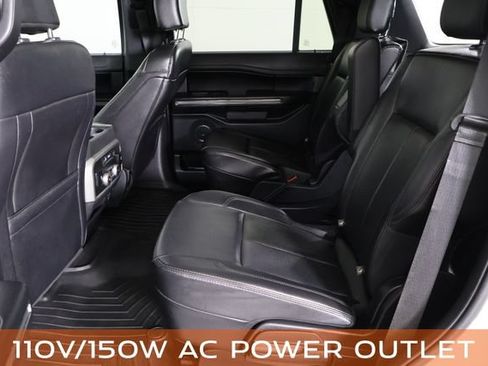 Used 2020 Ford Expedition XLT w/ Equipment Group 202A AWD/4WD image 18