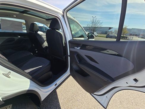 New 2026 Volkswagen Tiguan SE AWD/4WD image 14