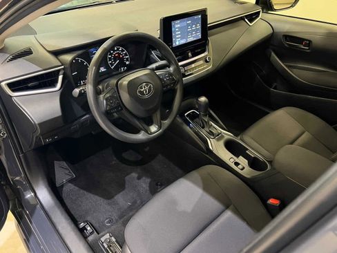 Certified 2024 Toyota Corolla LE image 2