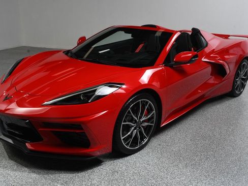 Used 2023 Chevrolet Corvette Stingray Preferred Conv w/ Z51 Performance Package RWD image 3