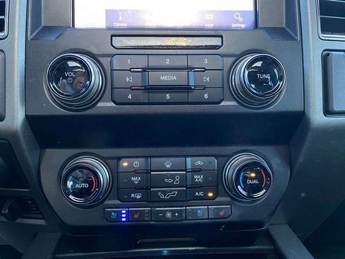 Used 2020 Ford F150 Raptor w/ Equipment Group 802A Luxury AWD/4WD image 18