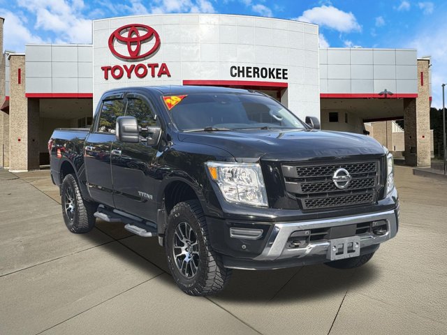 Used 2021 Nissan Titan SV w/ SV Convenience Package AWD/4WD image 3