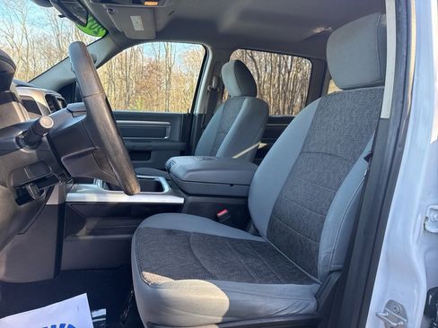 Used 2019 RAM 1500 Classic Warlock image 16