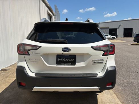Used 2024 Subaru Outback Touring XT AWD/4WD image 4