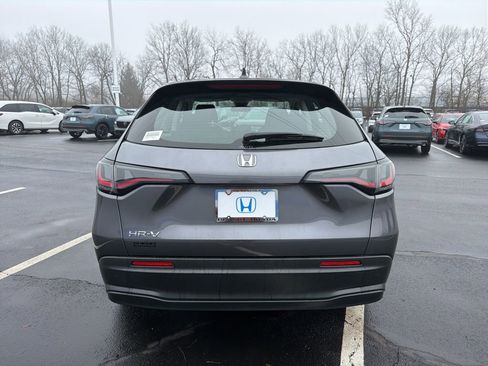 Certified 2023 Honda HR-V LX image 4