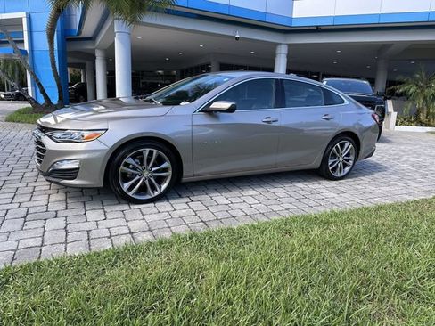 Used 2024 Chevrolet Malibu LT FWD image 31