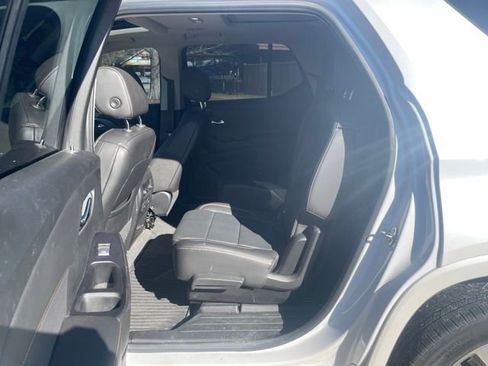 Used 2020 Chevrolet Traverse Premier image 25