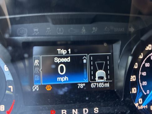 Used 2019 Ford Ranger XLT w/ Equipment Group 302A Luxury AWD/4WD image 9