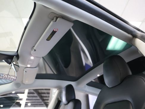 Used 2019 Tesla Model 3 Performance AWD/4WD image 32