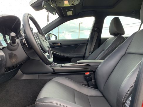 Used 2025 Lexus IS 350 F Sport RWD image 16