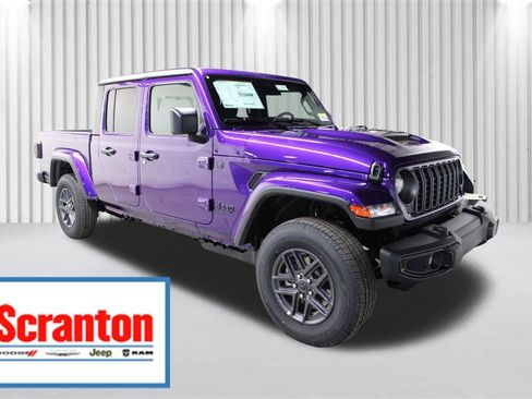 New 2026 Jeep Gladiator Sport image 1
