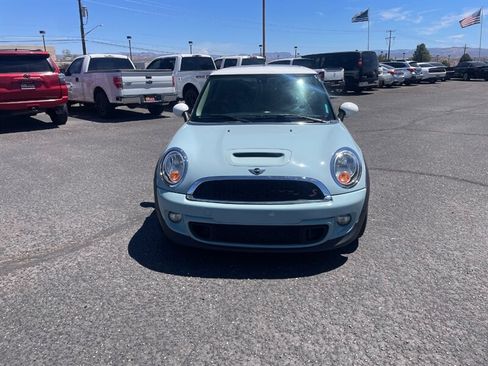 Used 2013 MINI Cooper S FWD image 2