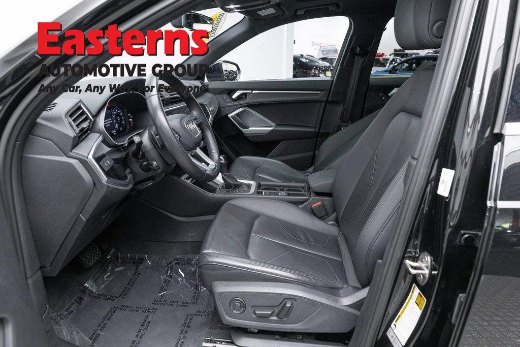 Used 2025 Audi Q3 2.0T Premium AWD/4WD image 16
