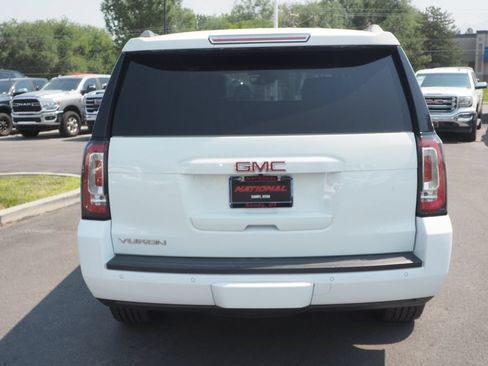 Used 2017 GMC Yukon SLT w/ HD Trailering Package AWD/4WD image 6