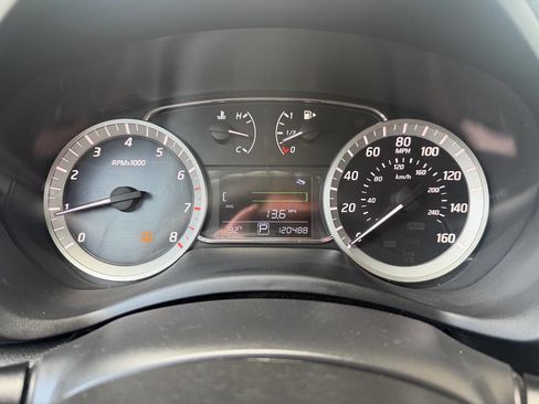 Used 2014 Nissan Sentra SR FWD image 24