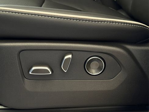 New 2026 Cadillac Escalade Sport AWD/4WD image 32