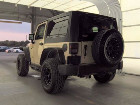 Used 2011 Jeep Wrangler Sport AWD/4WD image 5