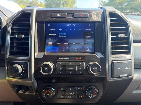 Used 2022 Ford F450 XLT AWD/4WD image 28