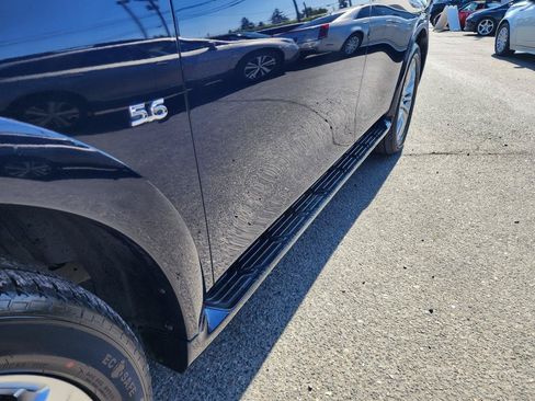 Used 2017 INFINITI QX80 4WD w/ Driver Assistance Package image 42