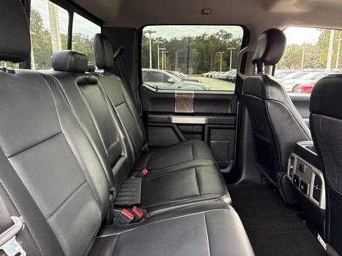 Used 2019 Ford F250 Lariat w/ Chrome Package image 29