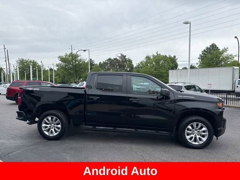 Used 2020 Chevrolet Silverado 1500 Custom w/ Custom Value Package AWD/4WD image 8